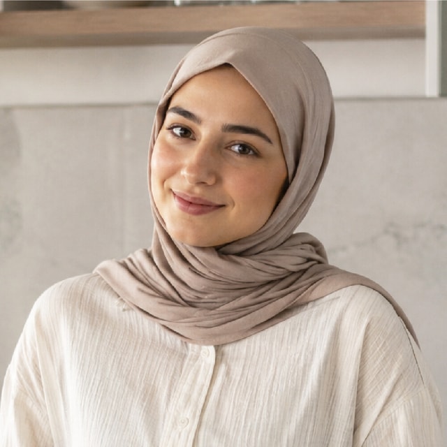Zahraa A., Clarskin customer